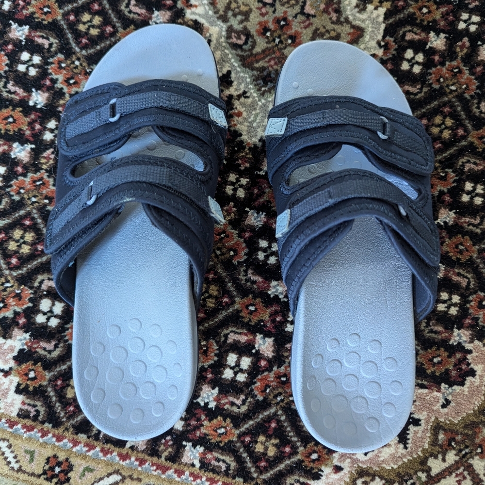 Women's Vionic Slides Sandals flip flops Blue size 9 Adjustable Velcro